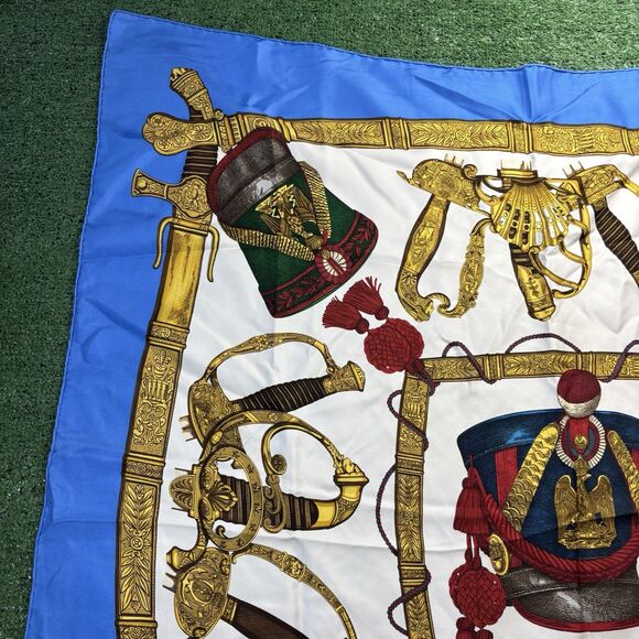 RARE VINTAGE HERMES Silk Scarf "Grand Uniforme" Carre 90 by Joachim Metz Blue - Picture 6 of 10